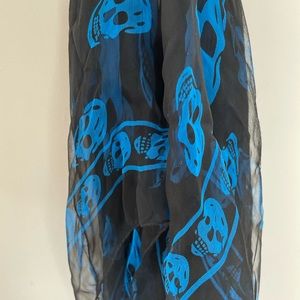 Alexander McQueen scarf